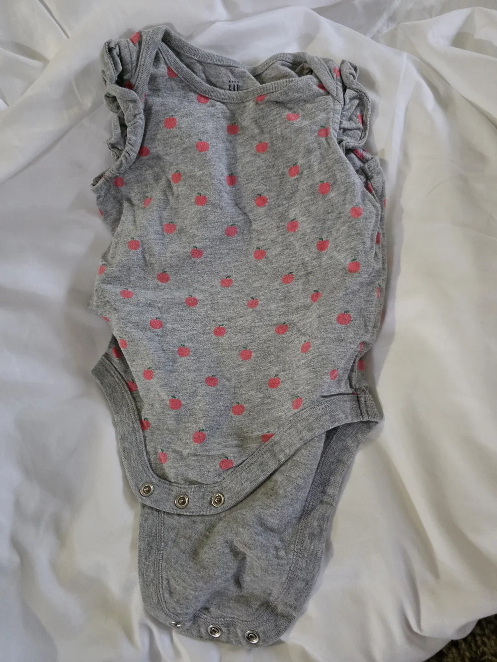 GAP Cream 'Mom's BFF' Sleeveless Baby Bodysuit with Rainbow Print